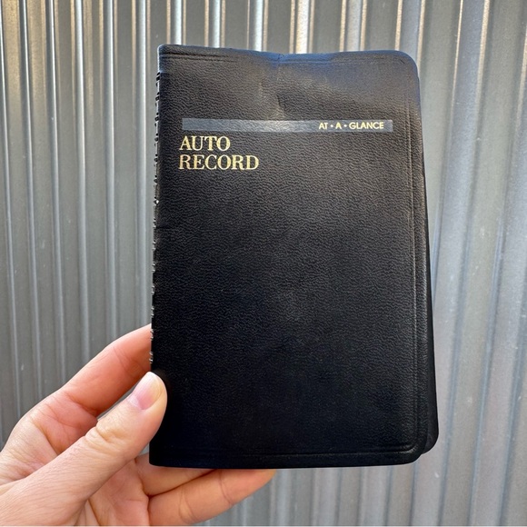 Retro At-A-Glance Auto Record Small Notebook - Picture 1 of 13
